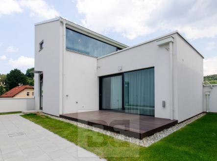 Pronájem bytu, 2+kk, 70 m²