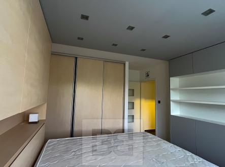 Pronájem bytu, 2+1, 58 m²