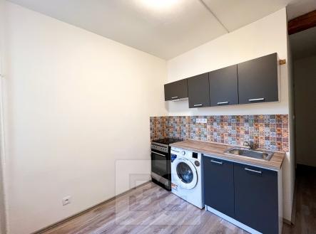 Pronájem bytu, 2+1, 55 m²