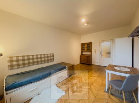 Pronájem bytu, 1+kk, 28 m²