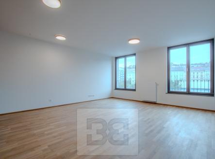 Pronájem bytu, 1+kk, 42 m²