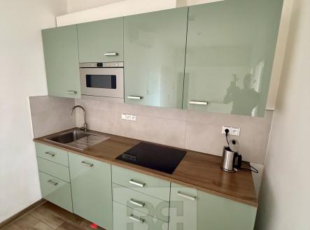 Pronájem bytu, 2+1, 58 m²