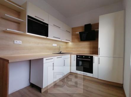 Pronájem bytu, 1+1, 40 m²