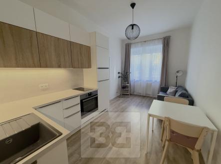 Pronájem bytu, 2+kk, 39 m²