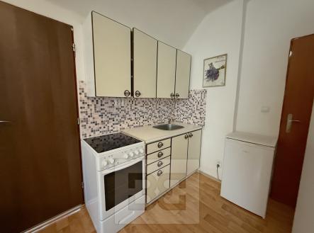 Pronájem bytu, 1+kk, 21 m²