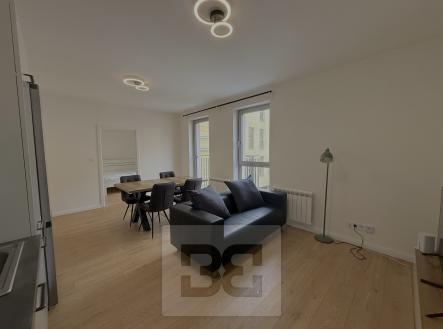 Pronájem bytu, 2+kk, 48 m²