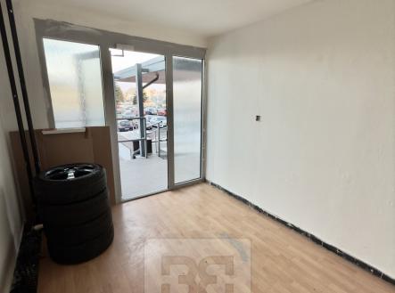 Pronájem komerčního objektu, jiný, 9 m²