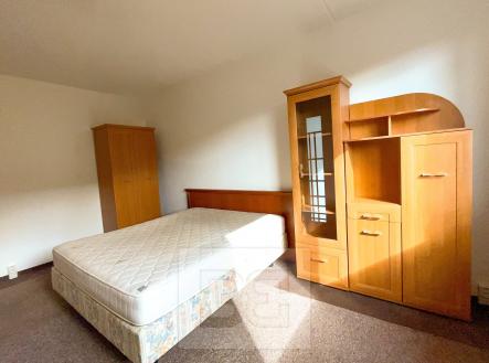 Pronájem bytu, 2+kk, 38 m²