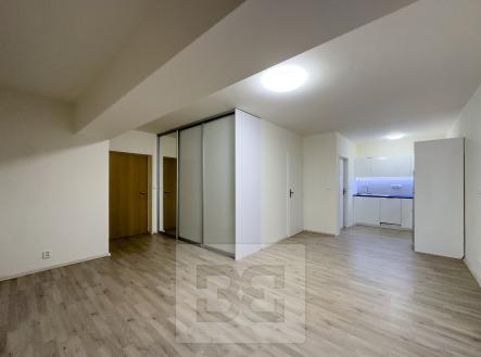Pronájem bytu, 2+kk, 39 m²