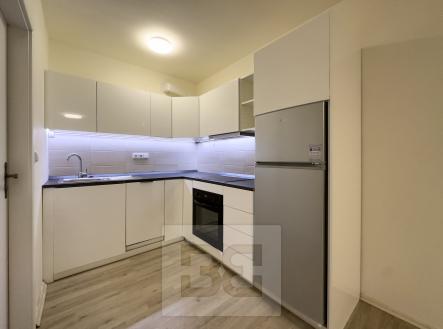 Pronájem bytu, 2+kk, 39 m²