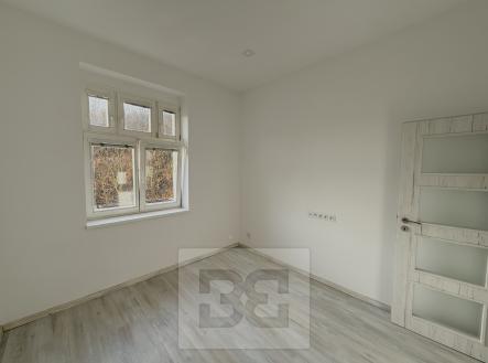 Pronájem bytu, 2+1, 53 m²