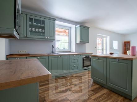 Pronájem domu/vily, 140 m²