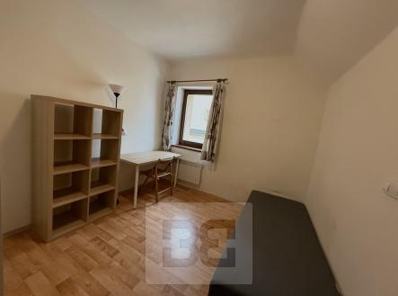 Pronájem bytu, 1+kk, 21 m²
