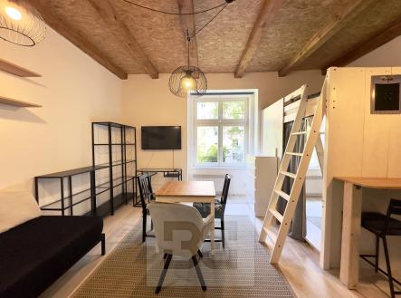 Pronájem bytu, 1+kk, 28 m²