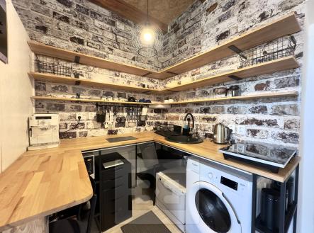 Pronájem bytu, 1+kk, 28 m²