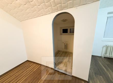 Pronájem bytu, 3+1, 77 m²