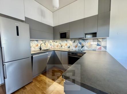 Pronájem bytu, 3+kk, 82 m²