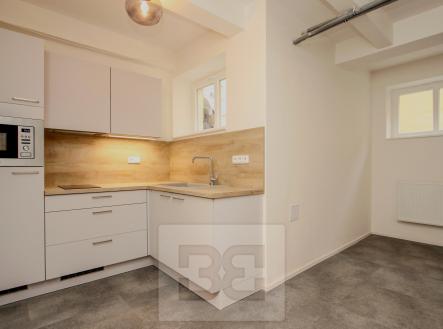 Pronájem bytu, 1+kk, 40 m²