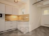 Pronájem bytu, 1+kk, 40 m²