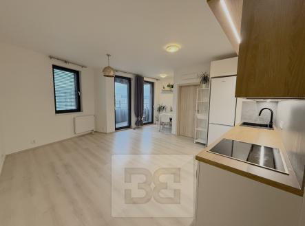 Pronájem bytu, 2+kk, 52 m²