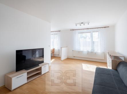 Pronájem bytu, 1+kk, 44 m²