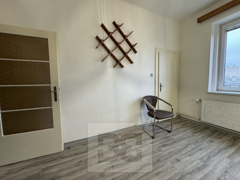 7D35FD5D-DCA8-4415-A1DD-162FA92CF409_1_105_c