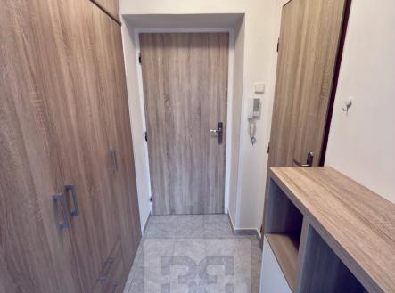 Pronájem bytu, 1+1, 32 m²