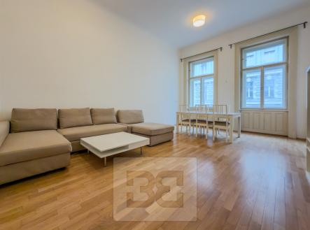 Pronájem bytu, 3+1, 111 m²