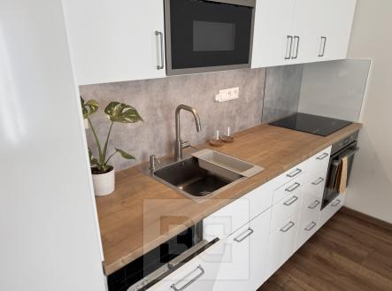 Pronájem bytu, 2+kk, 55 m²