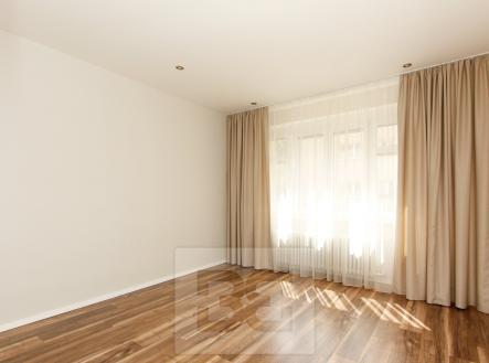 Pronájem bytu, 2+1, 60 m²