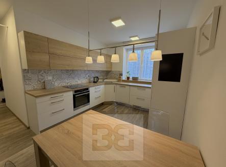 Pronájem bytu, 2+1, 70 m²