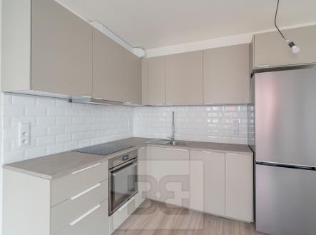 Pronájem bytu, 2+kk, 42 m²