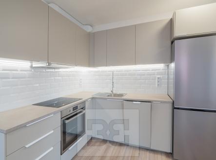 Pronájem bytu, 2+kk, 42 m²