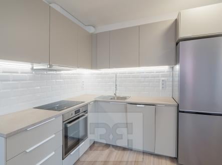 Pronájem bytu, 2+kk, 42 m²