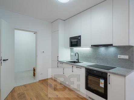 Pronájem bytu, 1+kk, 40 m²