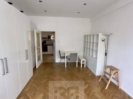 Pronájem bytu, 1+1, 31 m²