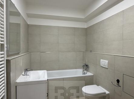 Pronájem bytu, 2+kk, 58 m²