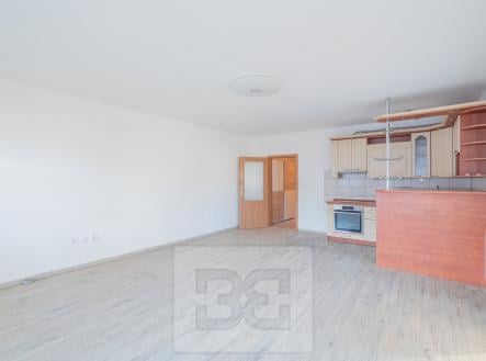 Pronájem bytu, 2+kk, 71 m²