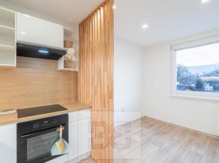 Pronájem bytu, 2+kk, 42 m²