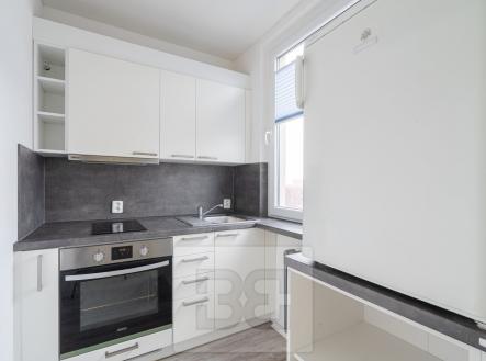 Pronájem bytu, 1+1, 35 m²