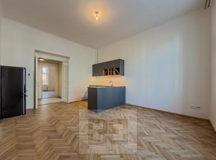 Pronájem bytu, 3+kk, 80 m²