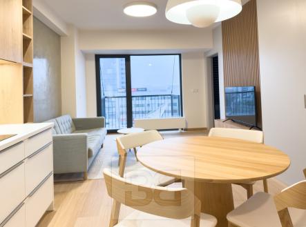 Pronájem bytu, 2+kk, 43 m²