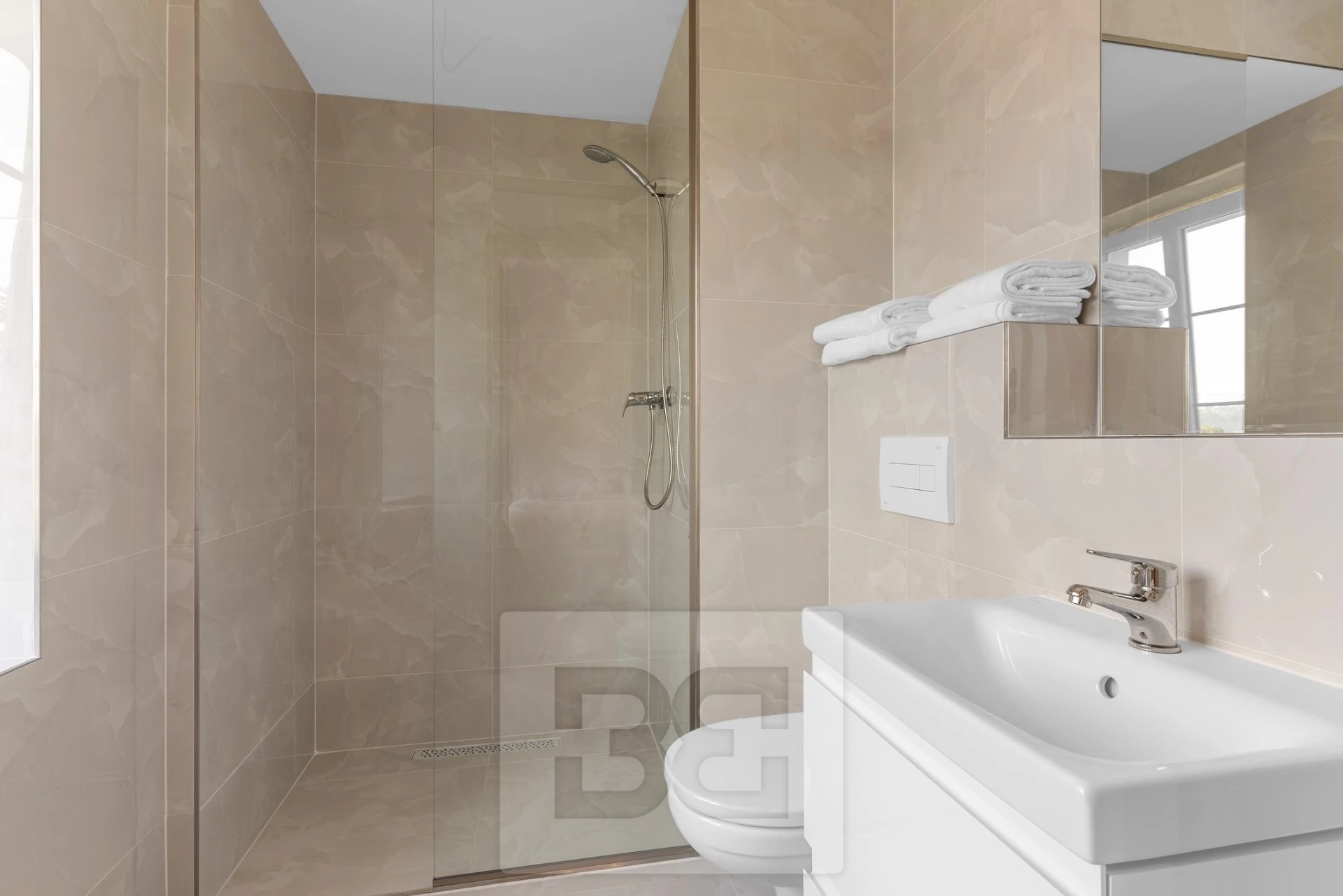 Pronájem bytu 1+kk 23 m², Velké Hamry