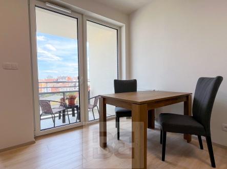 Pronájem bytu, 1+kk, 33 m²