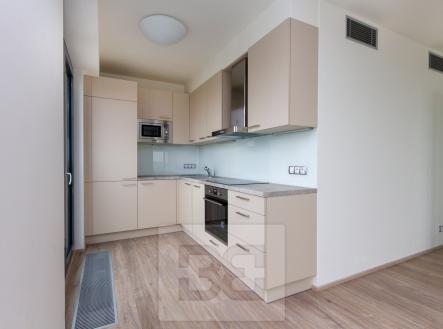 Pronájem bytu, 2+kk, 66 m²