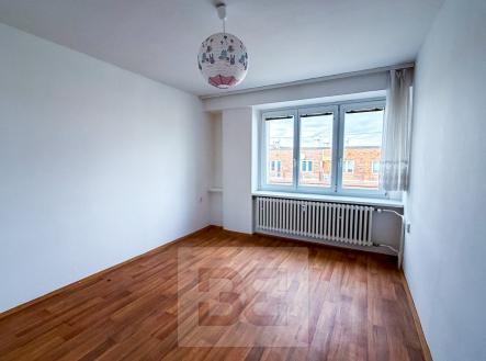 Pronájem bytu, 3+1, 77 m²