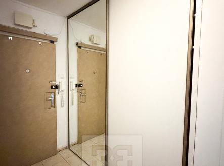 Pronájem bytu, 3+1, 77 m²