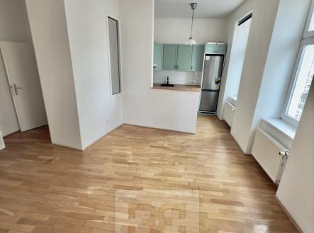 Pronájem bytu, 2+kk, 58 m²