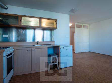 Pronájem bytu, 2+kk, 62 m²