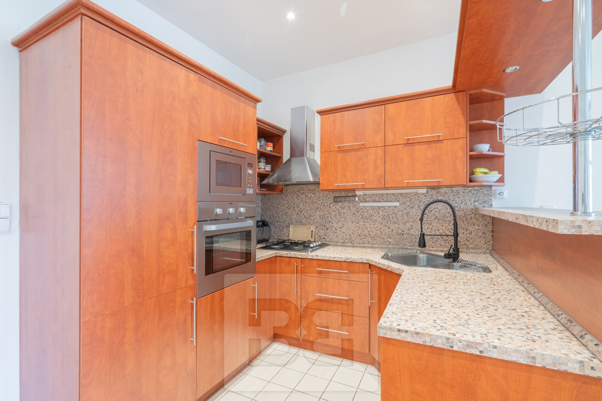 Obývací pokoj s kuchyní